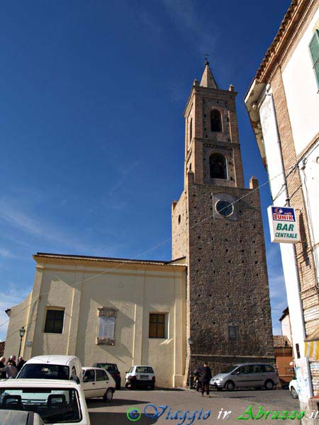 06-P1011092+.jpg - 06-P1011092+.jpg - La chiesa di "S. Maria La Nova" (XIV -XIX sec.).